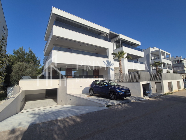Zadar/Diklo, novogradnja, luksuzan penthouse s krovnom terasom, S6
