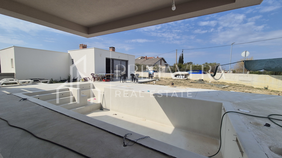 Luxury villa with pool with sea view&comma; only 50 from the sea