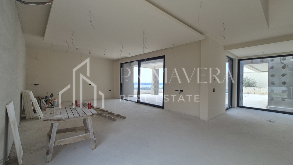 Luksuzna vila s bazenom i pogledom na more&comma; Podvr&scaron;je&comma; Ra&zcaron;anac