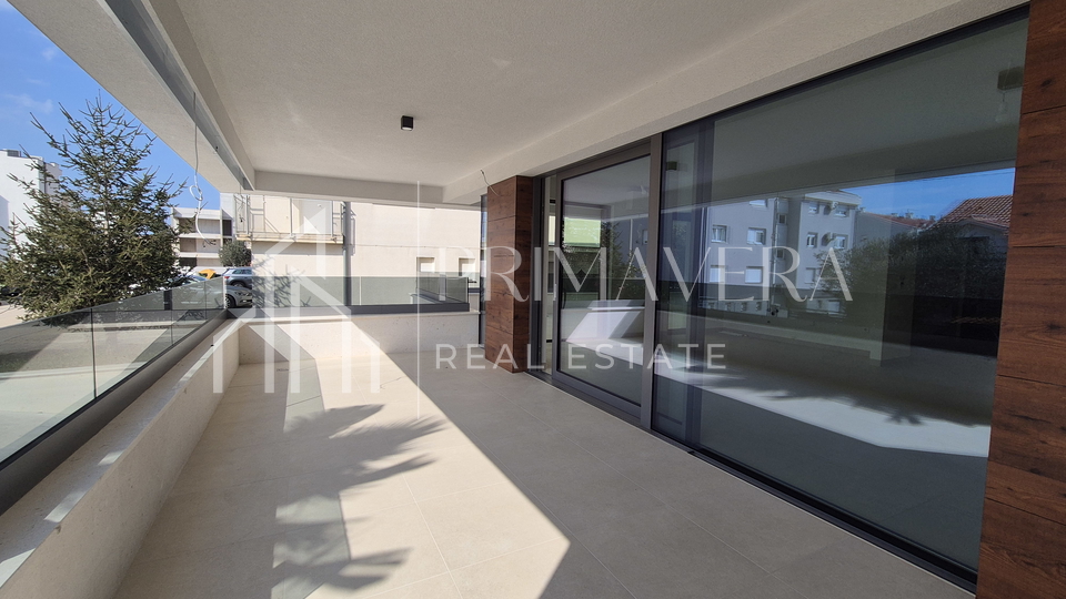Zadar&sol;Diklo&comma; new building&comma; a luxury three bedroom apartment&comma; 1st floor&comma; S4