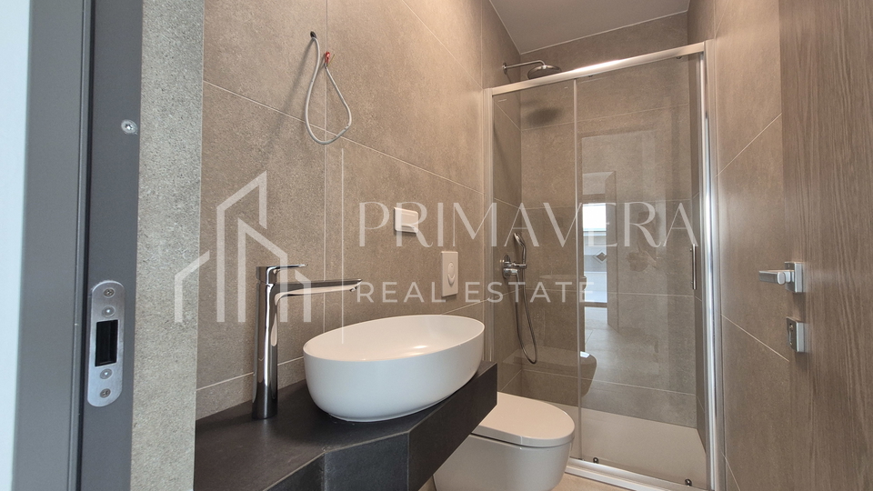 Zadar&sol;Diklo&comma; new building&comma; a luxury three bedroom apartment&comma; 1st floor&comma; S4