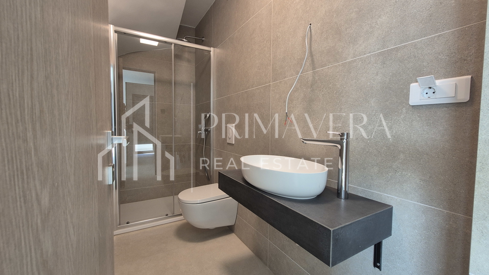 Apartment&comma; 136 m2&comma; For Sale&comma; Zadar - Diklo