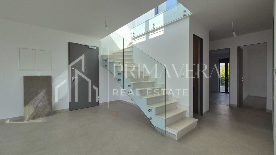 Apartment&comma; 136 m2&comma; For Sale&comma; Zadar - Diklo