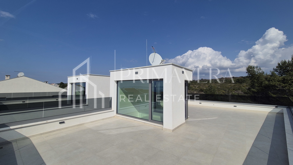 Apartment&comma; 136 m2&comma; For Sale&comma; Zadar - Diklo