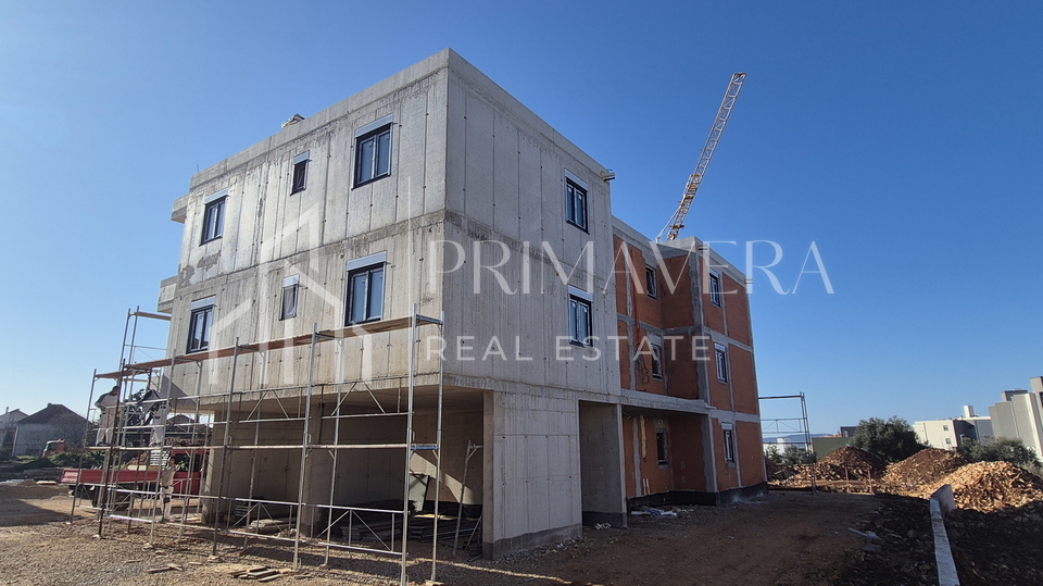 Zadar - Plovanija&comma; novogradnja&comma; jednosoban stan na 1&period;katu&comma; S4