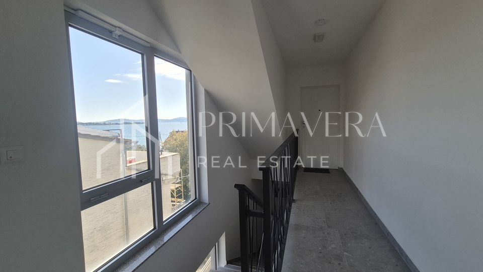 Zadar&sol;Diklo&comma; trosobni penthouse s krovnom terasom