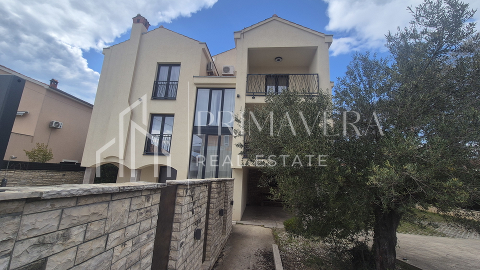 Zadar - Borik&comma; trosoban stan za dugoro&ccaron;ni najam