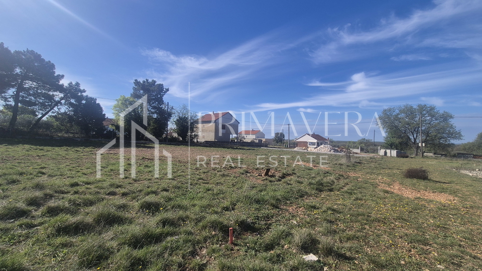 Prilika&excl; Poli&ccaron;nik&comma; gra&dstrok;evinsko zemlji&scaron;te&comma; 500 m2