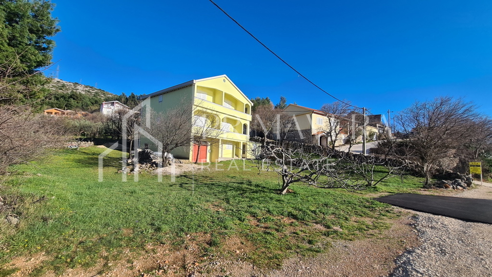 Rovanjska, Modrič, 1st row to the sea, house with 4 apartments