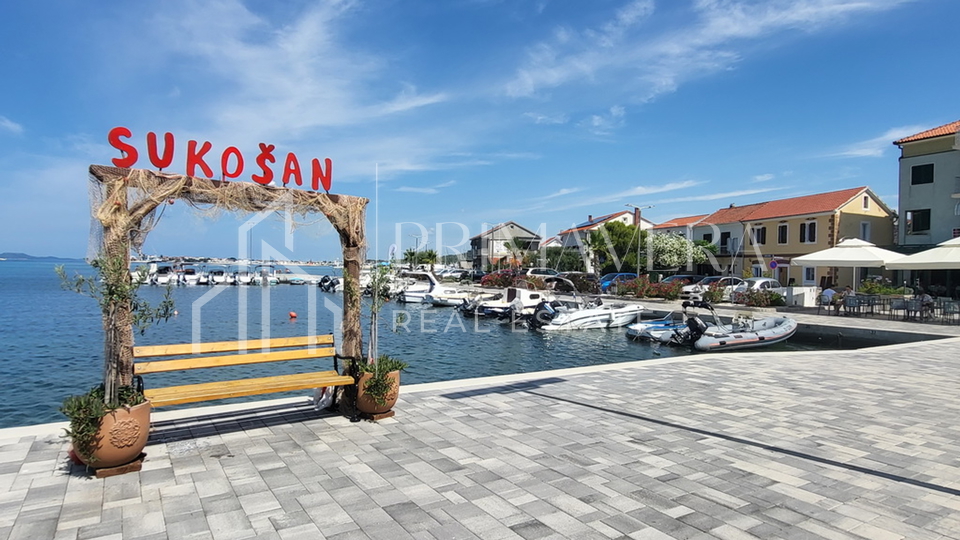 Sukošan, a semi detached house 100 meters from the sea