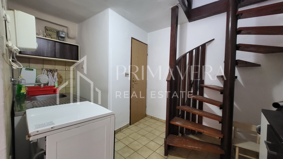 Sukošan, a semi detached house 100 meters from the sea