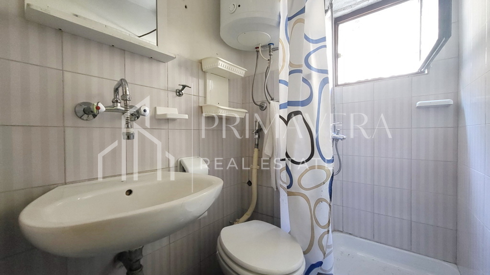 Sukošan, a semi detached house 100 meters from the sea