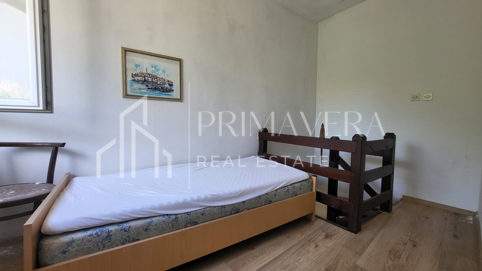 Sukošan, a semi detached house 100 meters from the sea