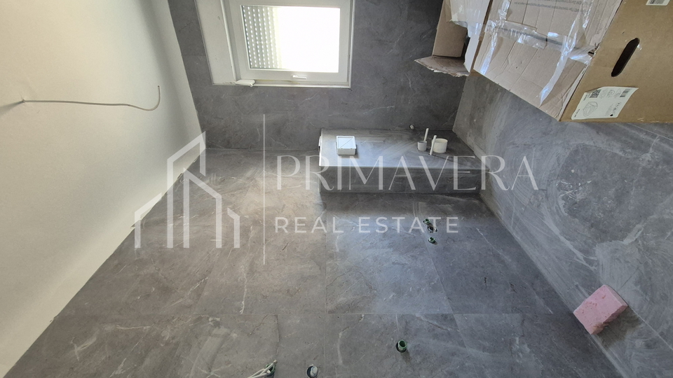 Maslenica&comma; new building&comma; 2bedroom flat with a sea view &plus; garage