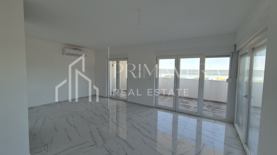 Maslenica&comma; new building&comma; 2bedroom flat with a sea view &plus; garage