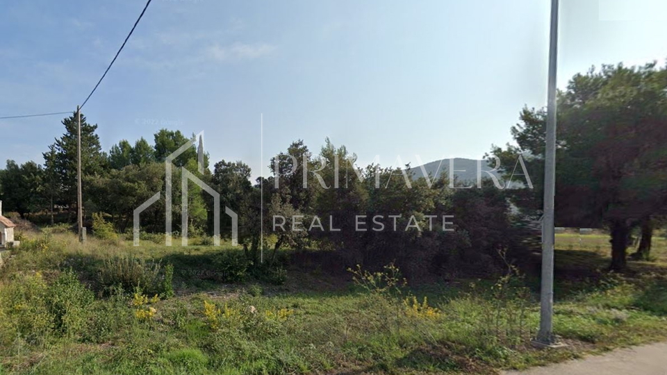 Banj, otok Pašman, građevinsko zemljište 600 m2, 300 m od mora