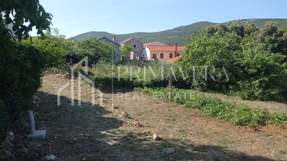 Banj&comma; Pa&scaron;man&comma; kamena ku&cacute;a u nizu