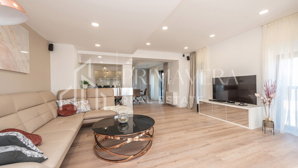 Posedarje, a unique pool villa, 1st row to the sea