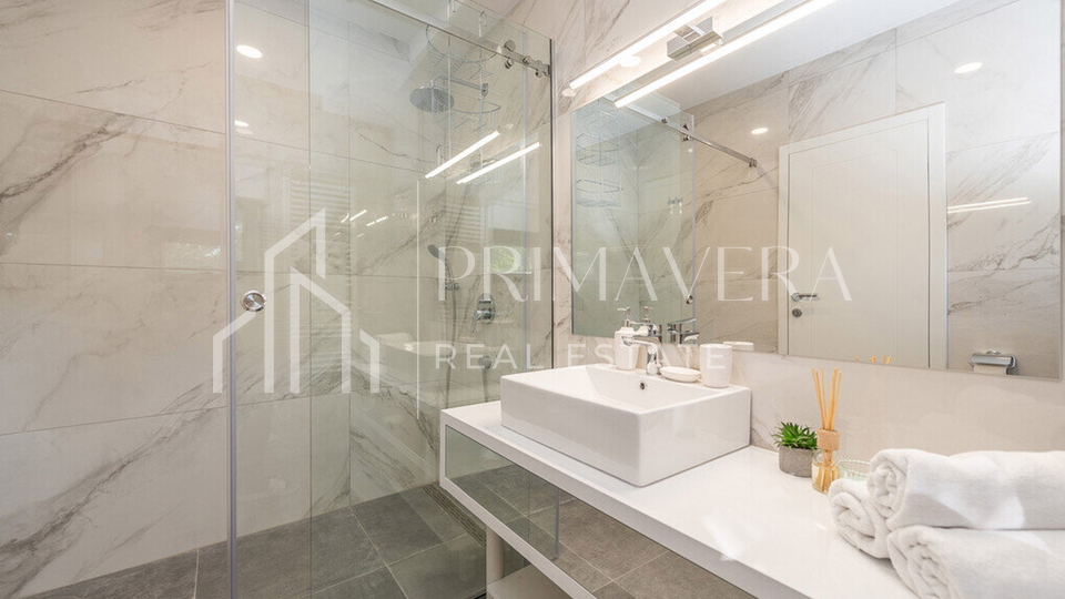 Posedarje, a unique pool villa, 1st row to the sea