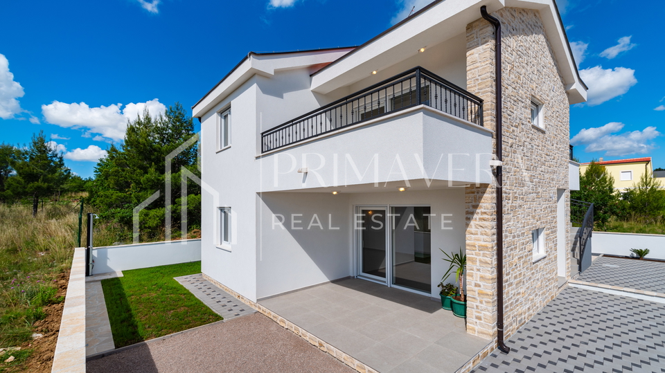 Posedarje, new building, apartment on the ground flor, sea view!