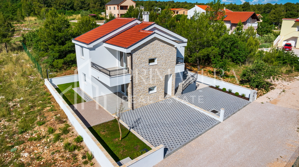 Posedarje, a newly built house with 2 apartments and a beautiful sea view!