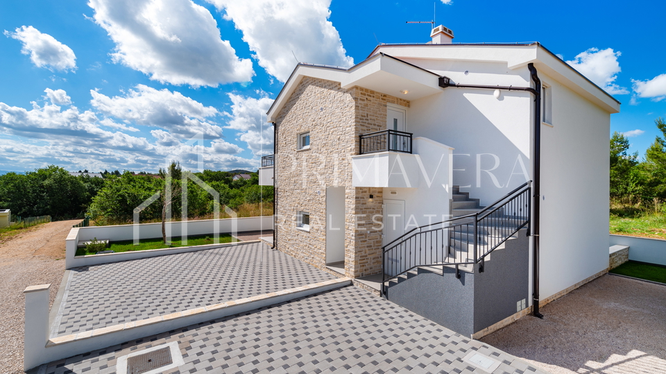 Posedarje, a newly built house with 2 apartments and a beautiful sea view!