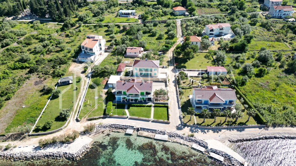 Pašman, Banj, građevinsko zemljište, samo 80 m od mora