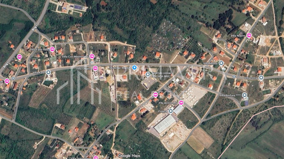 Poljica Brig&comma; gra&dstrok;evinsko zemlji&scaron;te s projektom za ku&cacute;u s bazenom