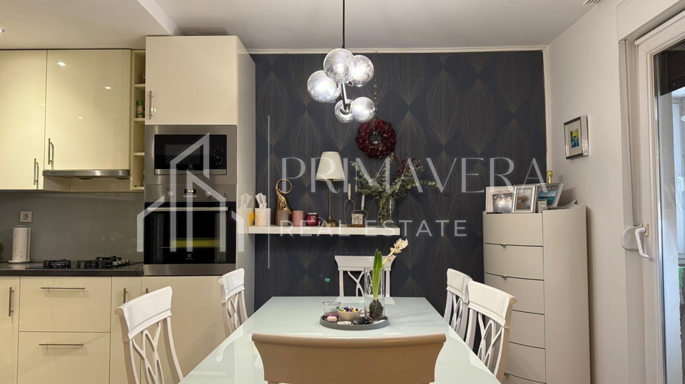 Zadar&sol;Bili brig&comma; prostrani trosobni stan&comma; 89 m2