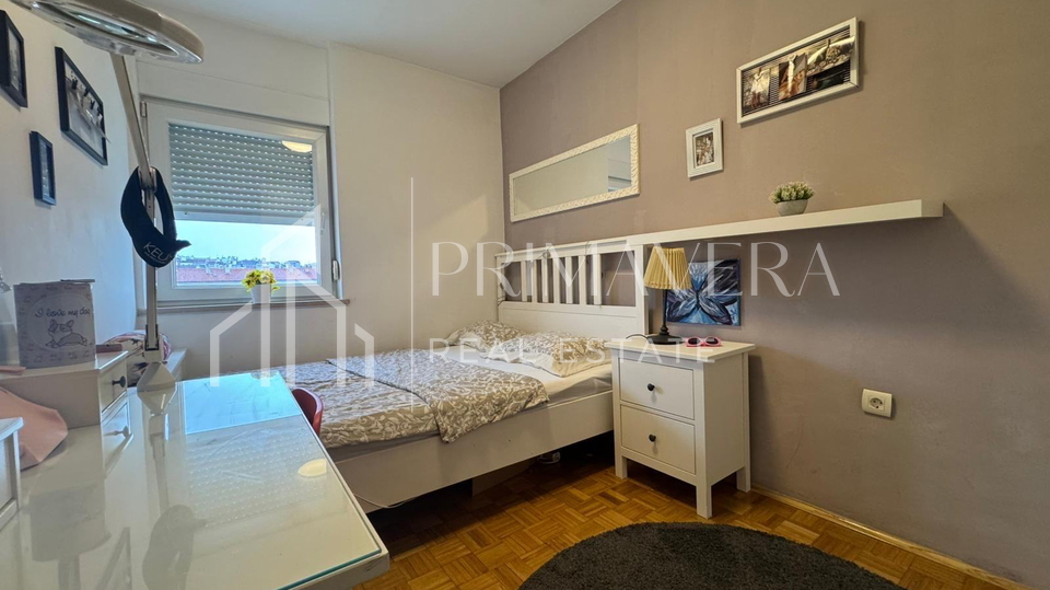 Zadar&sol;Bili brig&comma; prostrani trosobni stan&comma; 89 m2