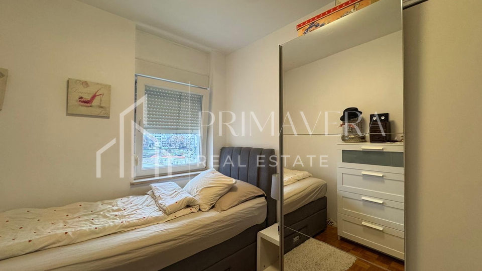 Zadar&sol;Bili brig&comma; prostrani trosobni stan&comma; 89 m2