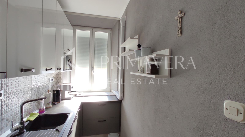 Zadar&sol;Relja&comma; jednosobni stan u visokom prizemlju&comma; 47&comma;43 m2