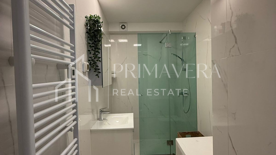 A three bedroom apartment with a garden&comma; Zadar&sol;Mocire&comma; 88&comma;62 m2