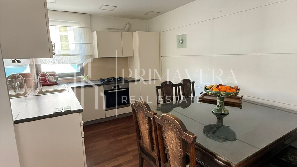 A three bedroom apartment with a garden&comma; Zadar&sol;Mocire&comma; 88&comma;62 m2