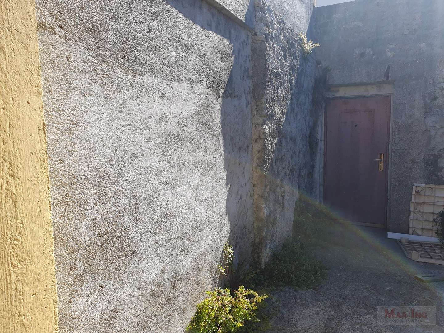 PREKO - SUTOMIŠĆICA - kamena kuća u nizu