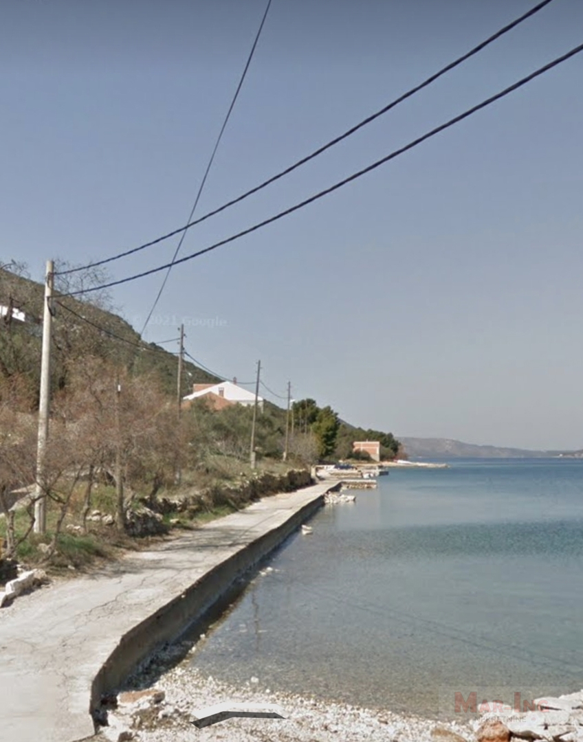 LUKA - DUGI OTOK - građevinsko zemljište prvi red uz more