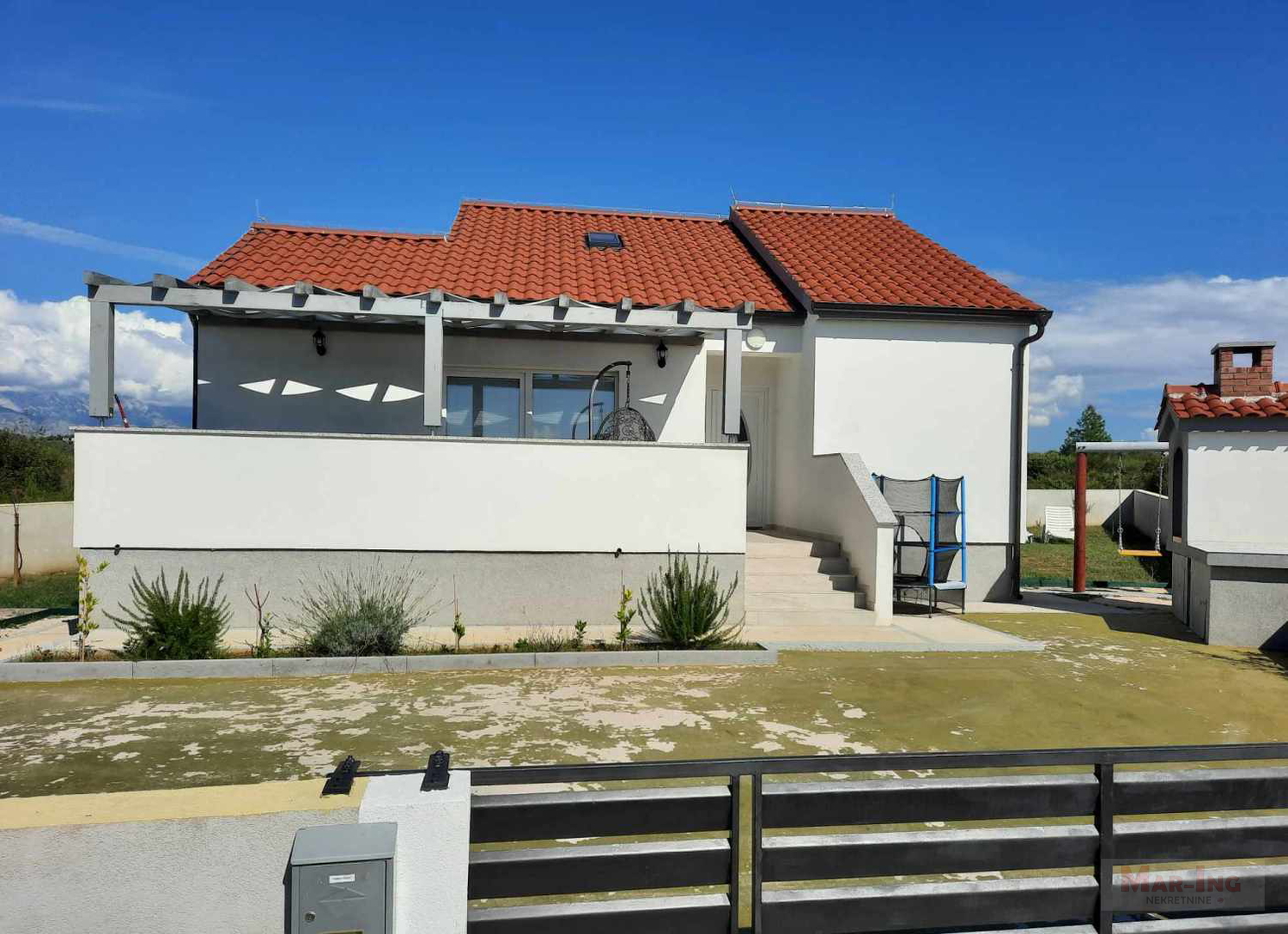 RAŽANAC - LJUBAČ renovirana prizemnica