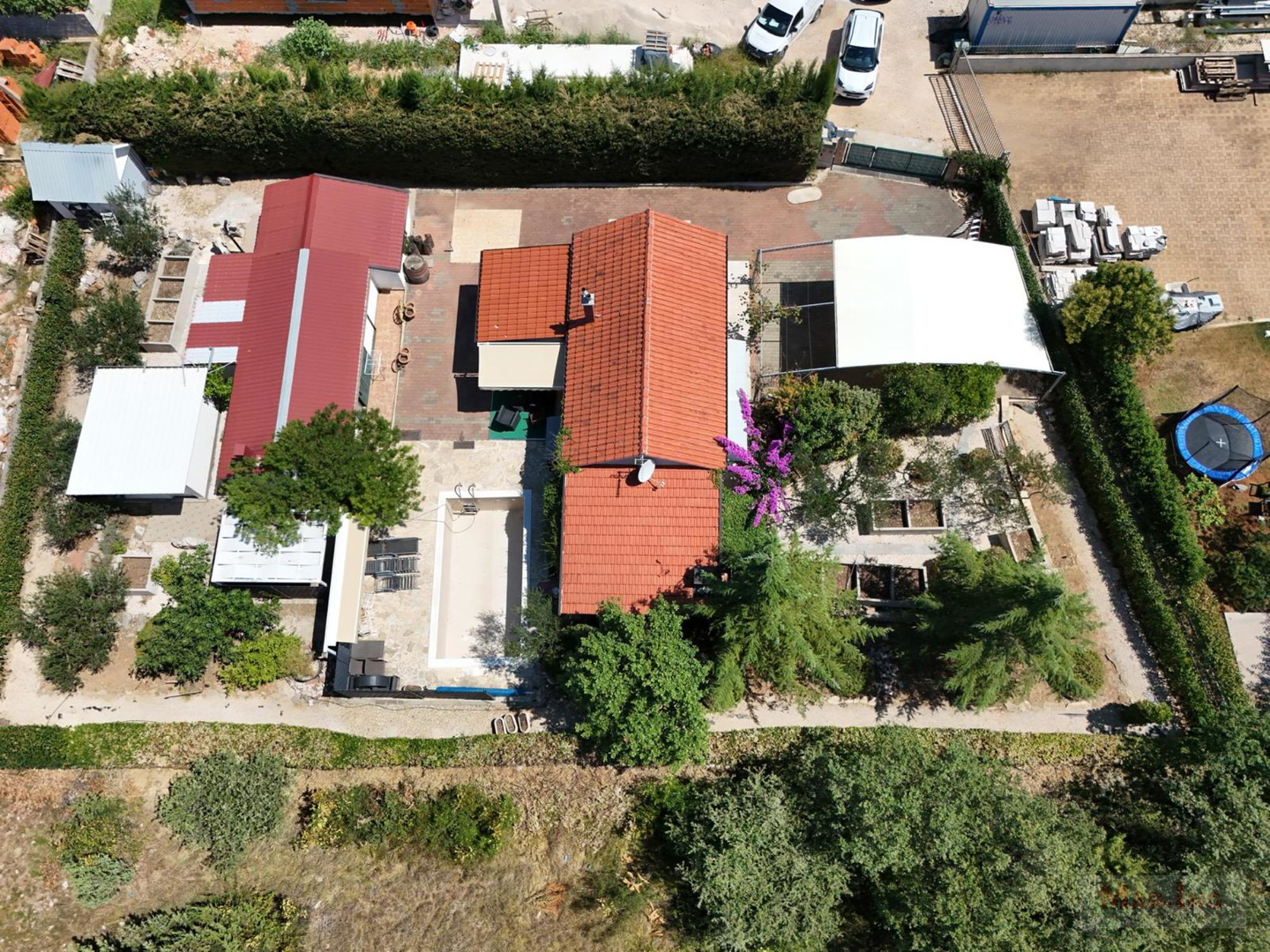 ZADAR - MURVICA dvije manje kuće sa bazenom!