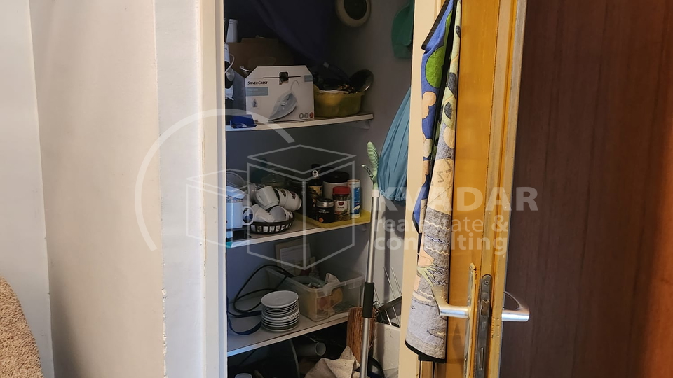 Rijeka/Zamet/odlična investicija! 2 STANA!!