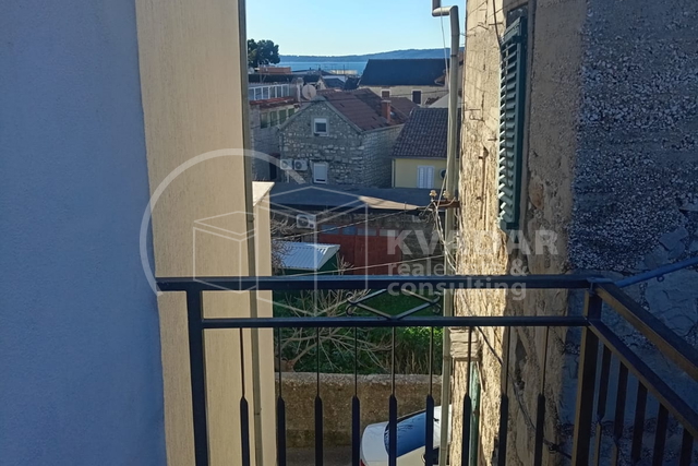 Terraced house - 3 floors - Kaštel Lukšić - center