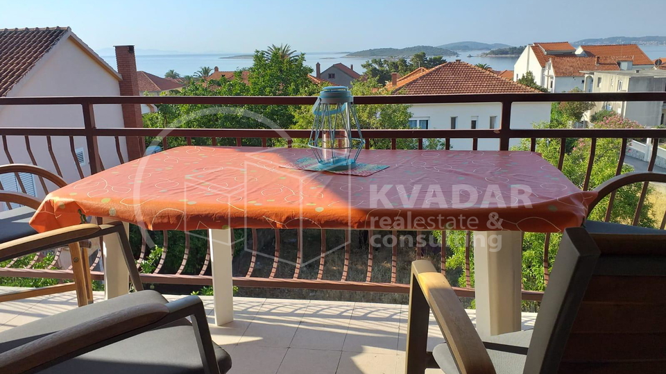 KUĆA SA 3 STANA + STUDIO  u suterenu -  Pogled more- Pelješac Orebić