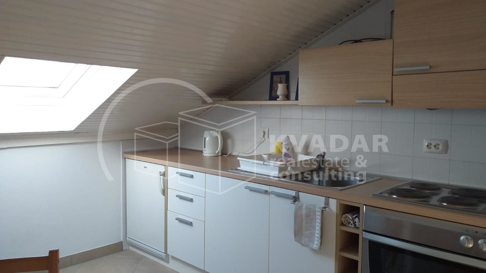 KUĆA SA 3 STANA + STUDIO  u suterenu -  Pogled more- Pelješac Orebić