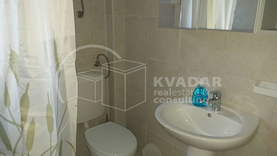 KUĆA SA 3 STANA + STUDIO  u suterenu -  Pogled more- Pelješac Orebić
