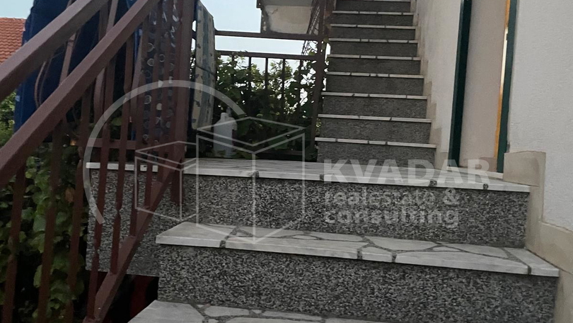 Dugoročni  najam STANA od 40m2 -  Pogled more- Pelješac Orebić