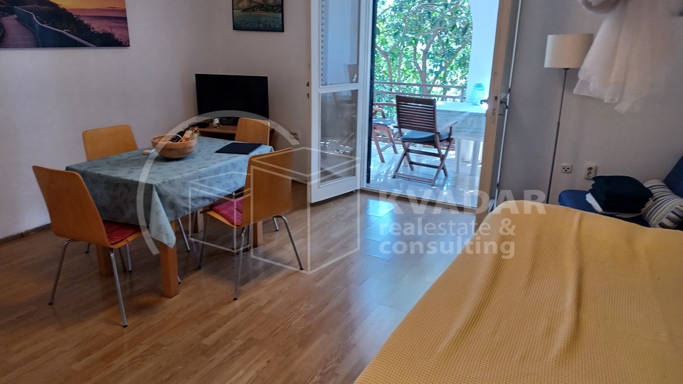 KUĆA SA 3 STANA + STUDIO  u suterenu -  Pogled more- Pelješac Orebić
