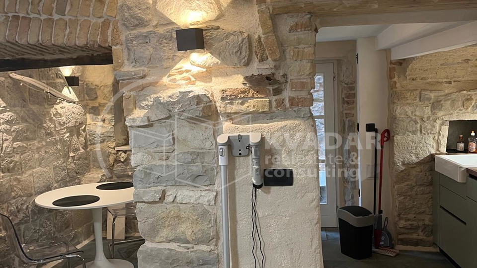 House, 95 m2, For Sale, Kaštel Stari