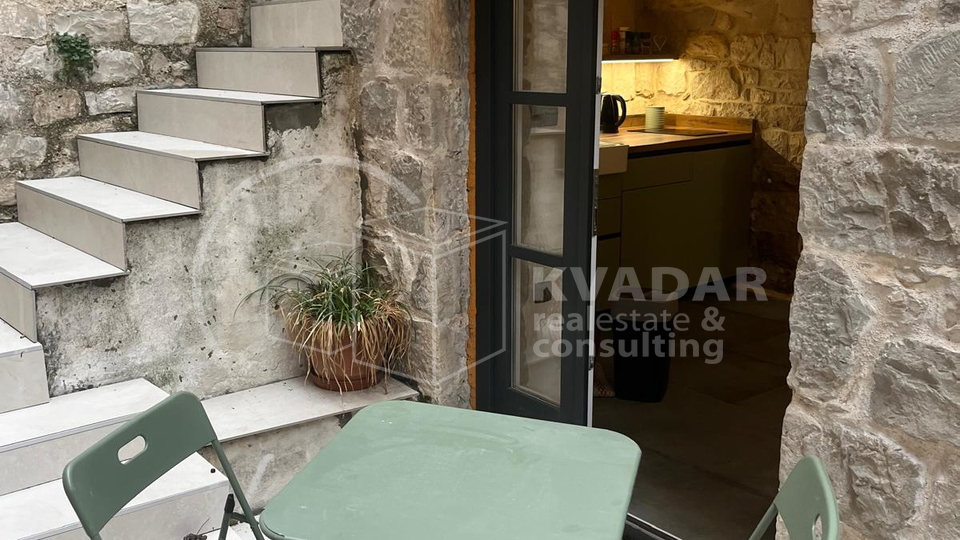 House, 95 m2, For Sale, Kaštel Stari