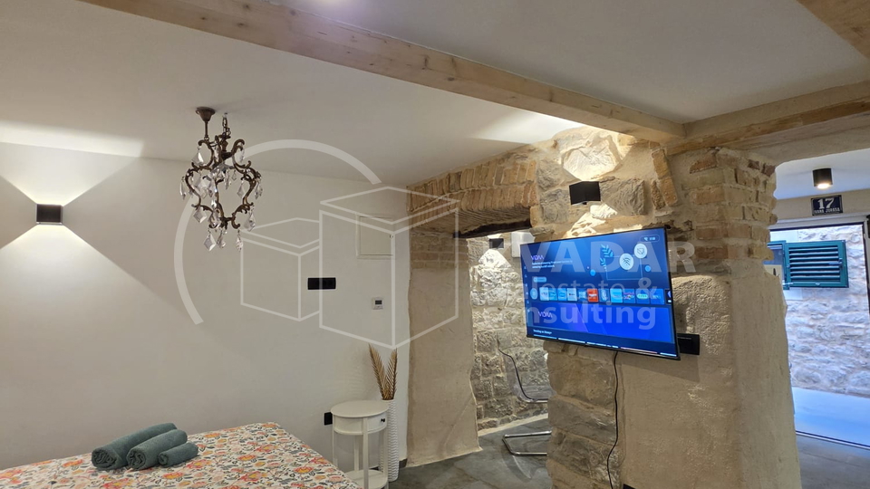 Newly renovated stone house in the center of Ka&scaron;tel Stari