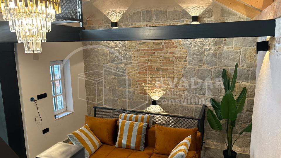 Newly renovated stone house in the center of Ka&scaron;tel Stari