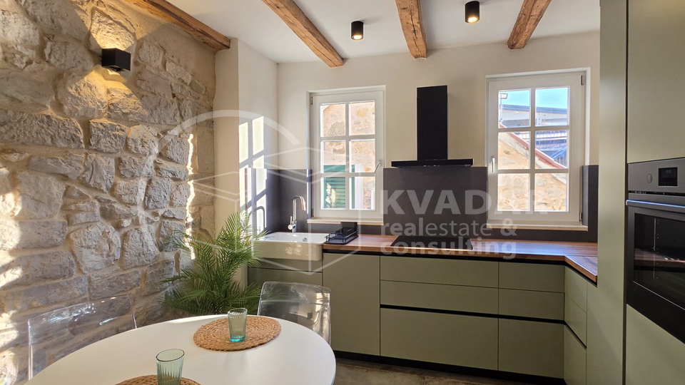 Newly renovated stone house in the center of Ka&scaron;tel Stari